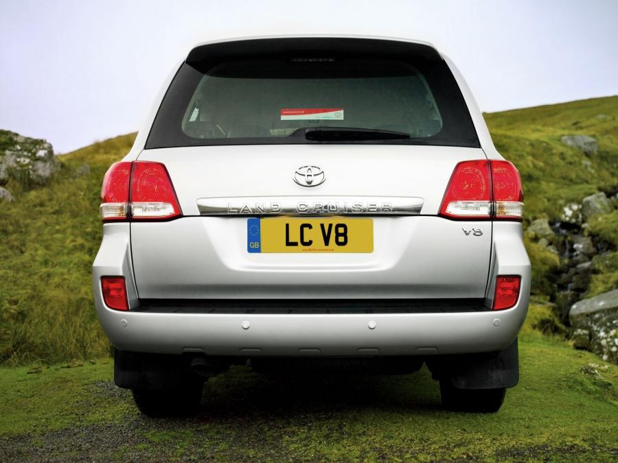  Toyota Land Cruiser 200 V8 2007 года  (UK) (фото 4 из 14)